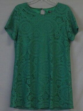 Nadasha Short Sleeve Kelly Green Lace Shift Dress